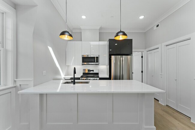 Building Photo - 115 Thurston St
