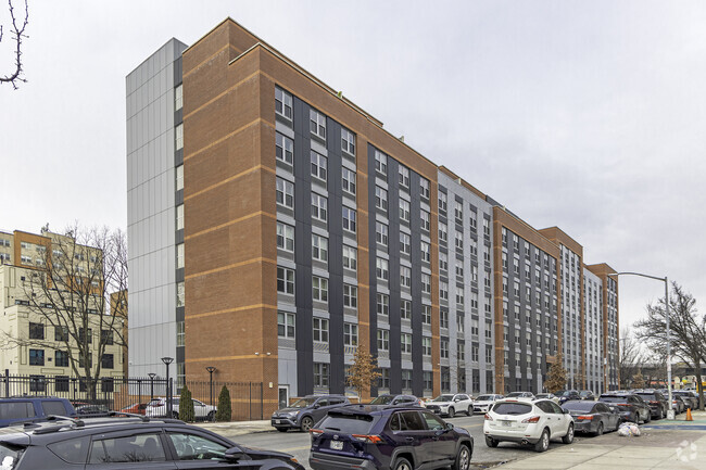 Primary Photo - Sweetgum Apartments