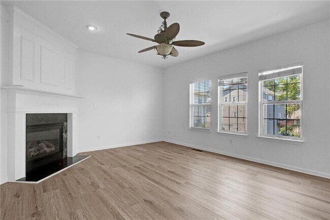 Building Photo - 1471 Leisure Lake Ln