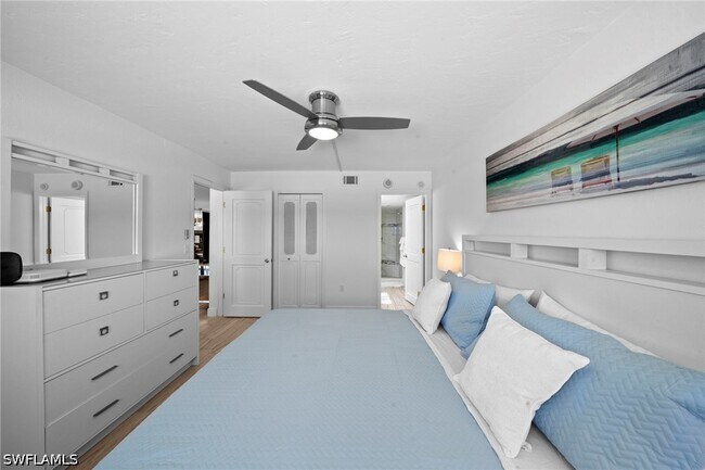 Building Photo - 6400 Estero Blvd