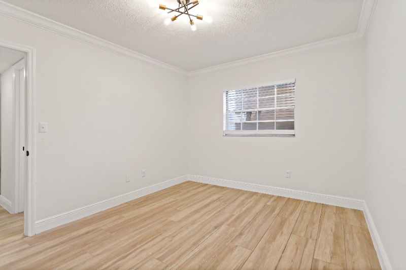 Building Photo - 3215 W Swann Ave