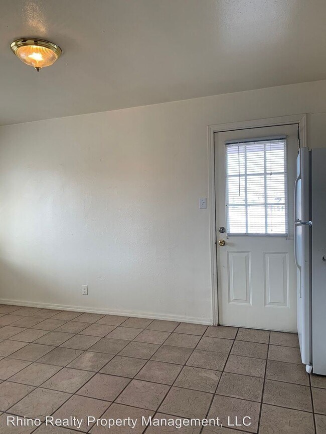 Building Photo - 370 Atrisco Dr SW