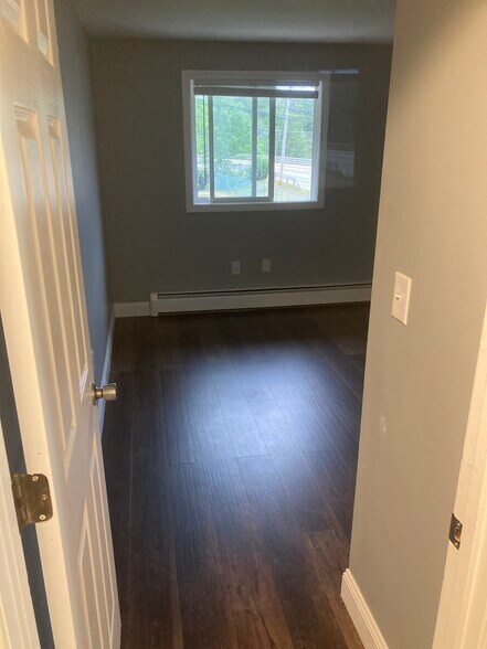 Building Photo - 91 Pickering Rd