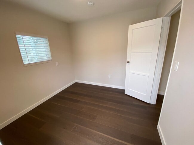 Building Photo - Beautifully Updated Home in the Heart of Central Torrance + Bonus Unit