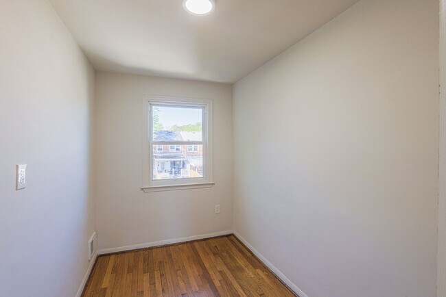Building Photo - 4030 St Augustine Ln