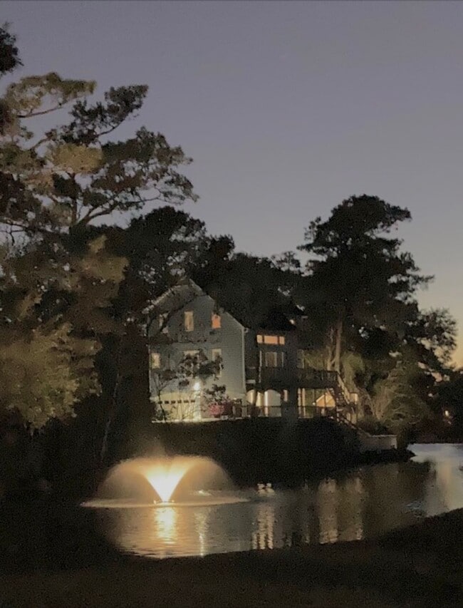 Primary Photo - Emerald Isle Gated Community