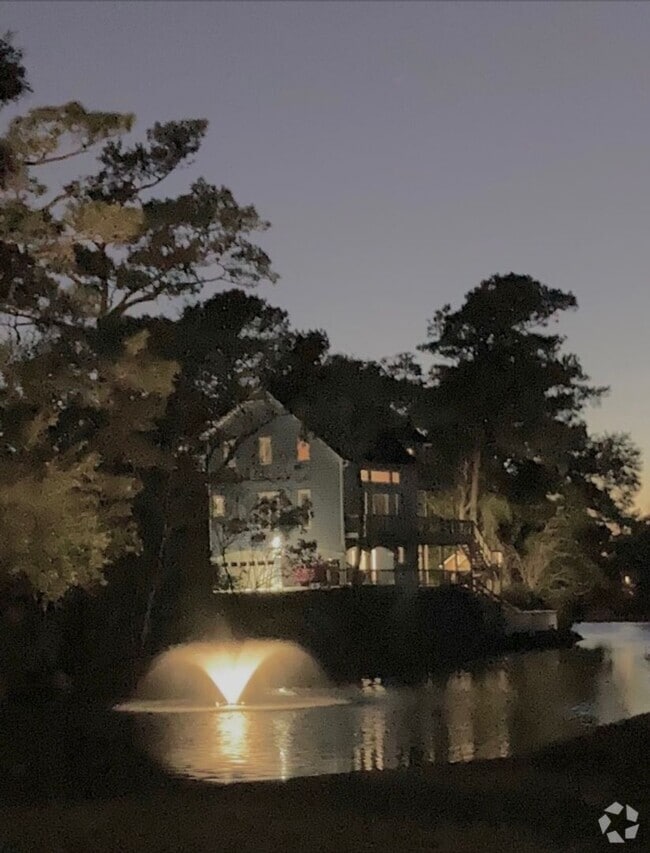 Building Photo - Emerald Isle Gated Community