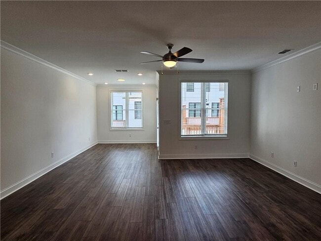 Building Photo - 502 Healy Dr