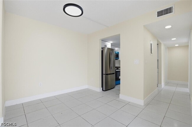 Building Photo - 3704 Broadway