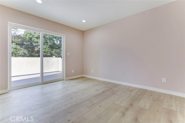 Building Photo - 15557 Wyandotte St