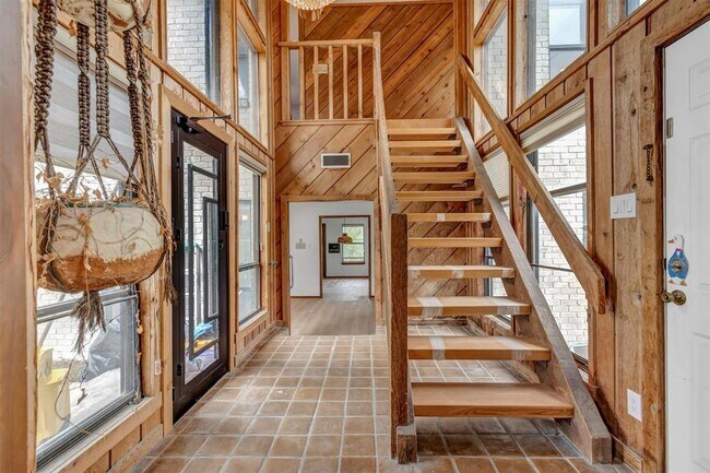 Building Photo - 1201 Co Rd 138