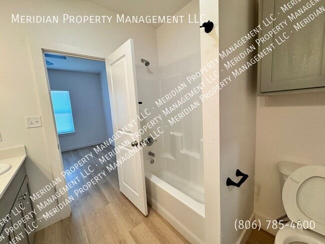 Building Photo - 5723 Kemper St