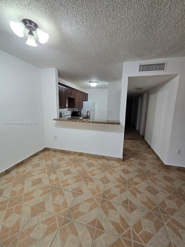Building Photo - 15620 SW 80th St