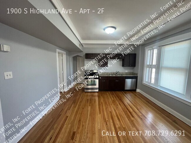 Primary Photo - Top Unit with 2 beds/1bath