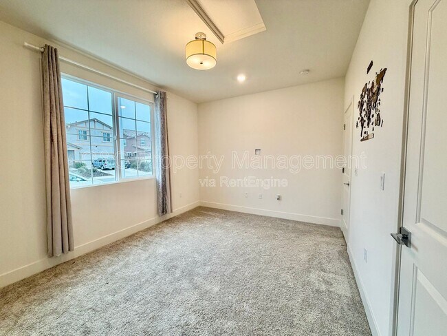 Building Photo - 5125 Maniago Wy