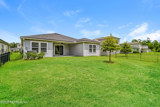 Building Photo - 3040 Greywood Ln