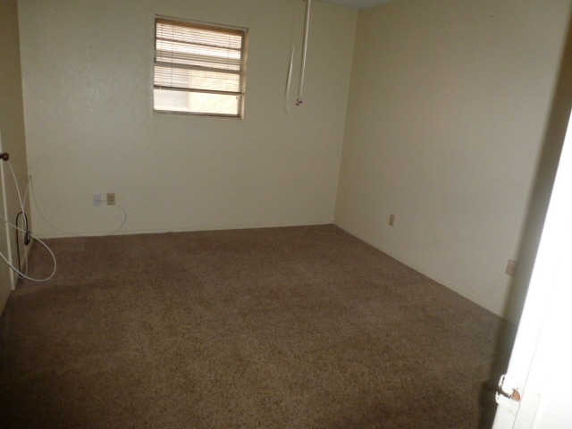 Building Photo - 927 Minter Ln