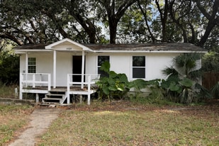 Building Photo - 4404 Lillian Hwy