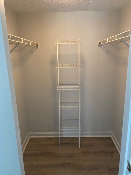 Walk-in closet - 10304 Westridge Dr