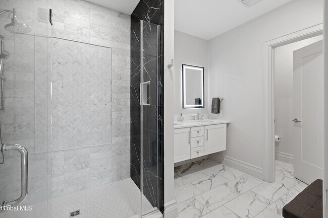 Building Photo - 78 Church St