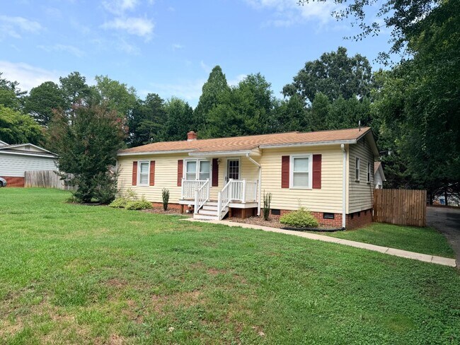 Building Photo - 415 Sells Rd