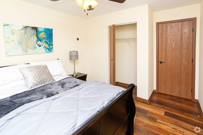 Interior Photo - The Rathbone Apartments