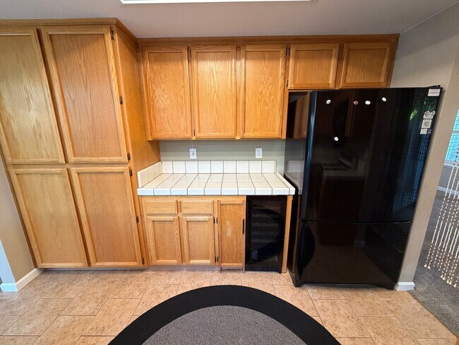 Building Photo - Beautiful 2-Story Home in the highly sought after Stanford Ranch community!