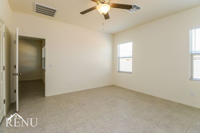 Building Photo - 35480 W San Capistrano Ave