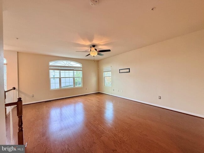 Building Photo - 3517 Sea Grass Ln