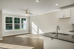 Building Photo - 1694 Hallview Ct