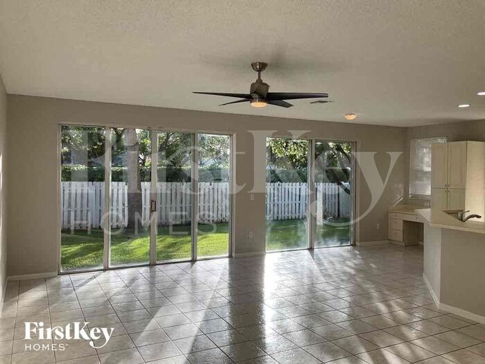 Building Photo - 1436 NW 159th Ln