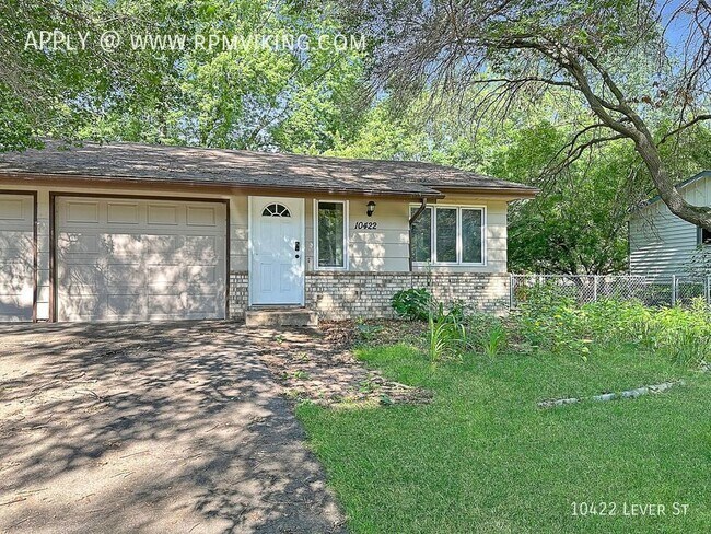 Building Photo - 3br 2ba 1cg ~ Security Deposit Free Altern...