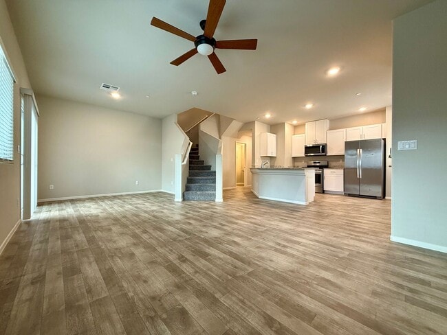 Building Photo - Northwest/ Aliante Area - Newer Townhome 3BD, PRIVATE YARD, ATTACHED GARAGE, ACROSS FROM POOL