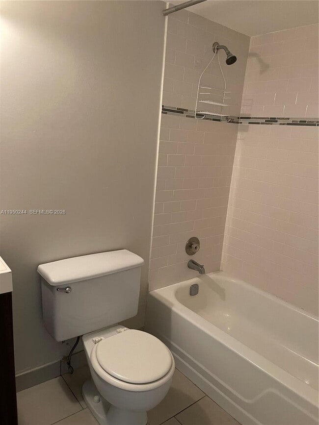 Building Photo - 4785 SW 62nd Ave