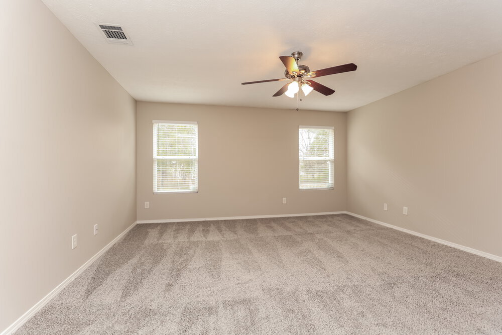 Building Photo - 5240 Sunsail Dr