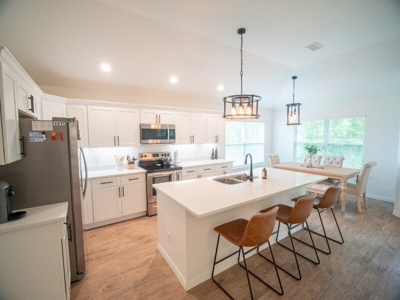 Building Photo - 315 Lindale Glen
