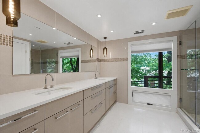 Building Photo - 28 Mallard Rise