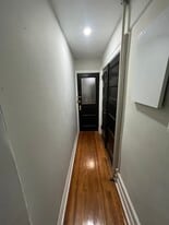 Building Photo - 1061 Clay Ave