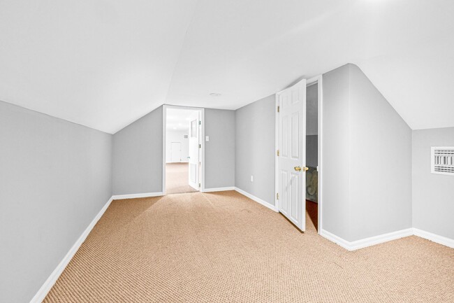 Building Photo - 106 OSE Rentals LLC