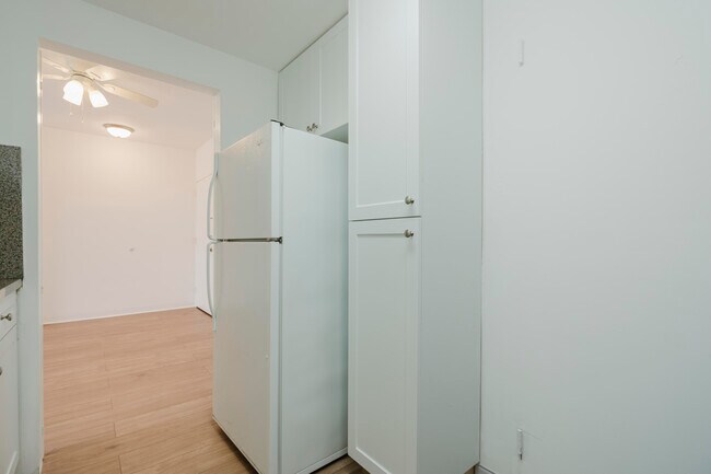 Building Photo - 2800 N Flagler Dr