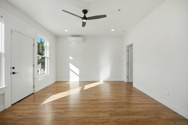 Building Photo - 312 Brookes Ave