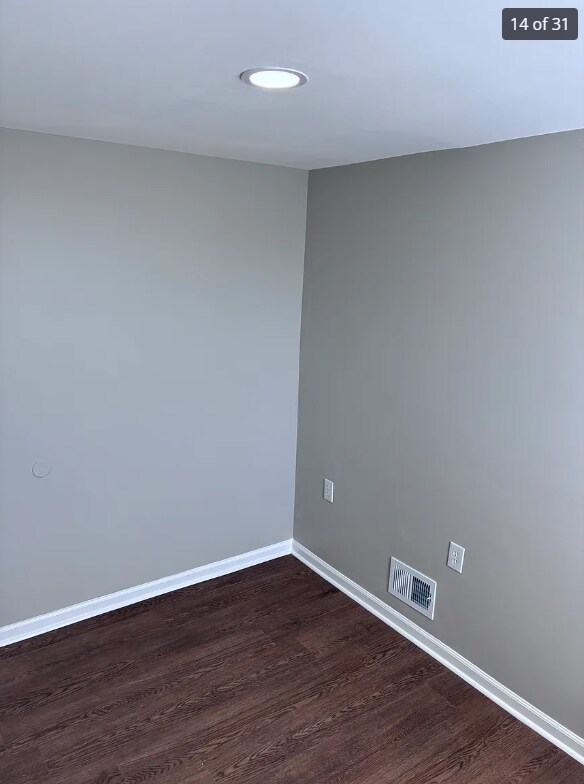 Building Photo - 342X Ravenwood Ave