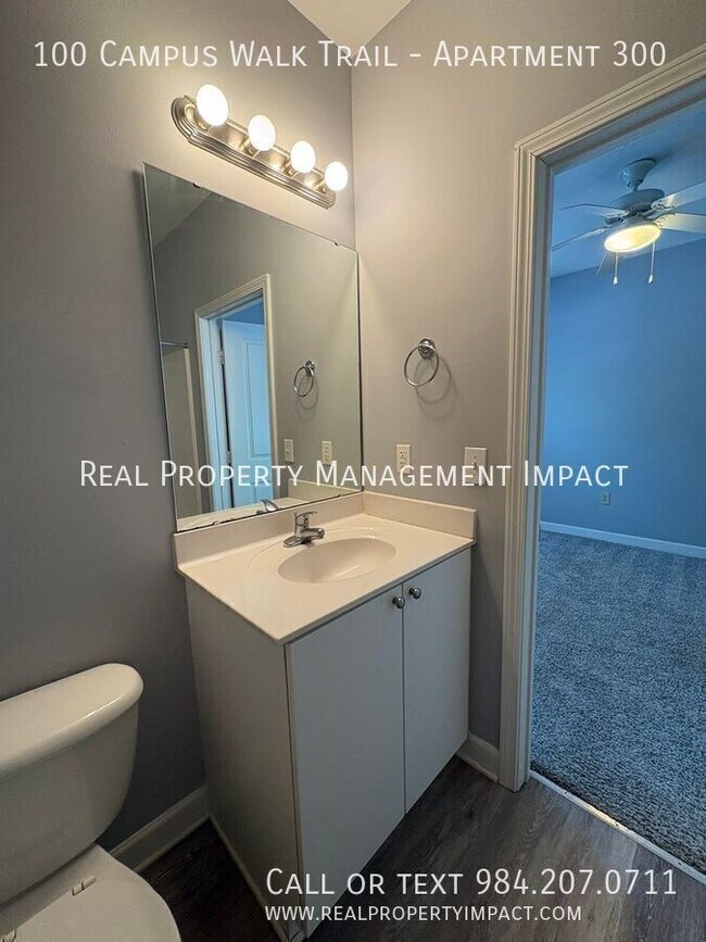 Building Photo - 100 Campus Walk Trl