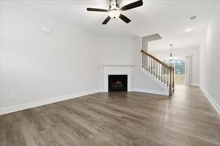 Building Photo - 425 Bee Cv Wy