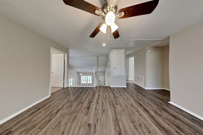 Building Photo - 4223 Shady Village Ct