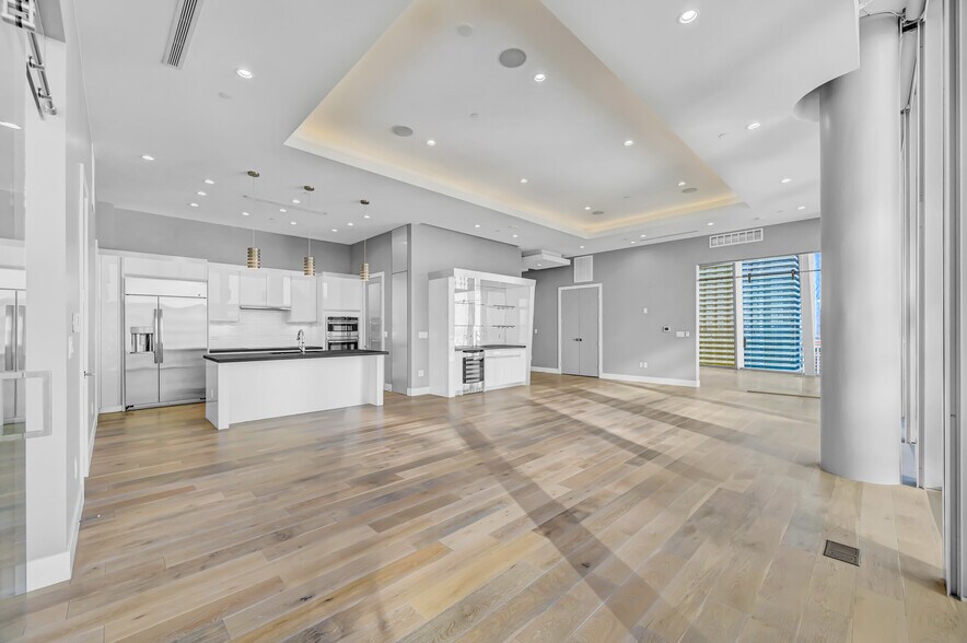 Building Photo - 3726 Las Vegas Blvd S