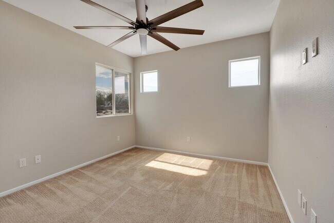 Building Photo - 83394 Matador Ct