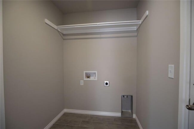 Building Photo - New Build + Norman Schools + Storm Shelter + 3 bedrooms