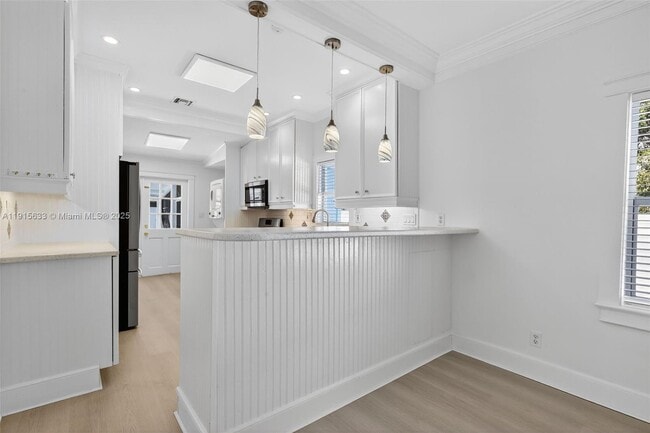 Building Photo - 123 N Ocean Breeze