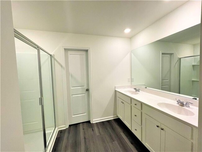 Building Photo - 270 Rivulet Dr